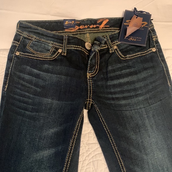 Seven7 blue denim flare jeans - Picture 2 of 3